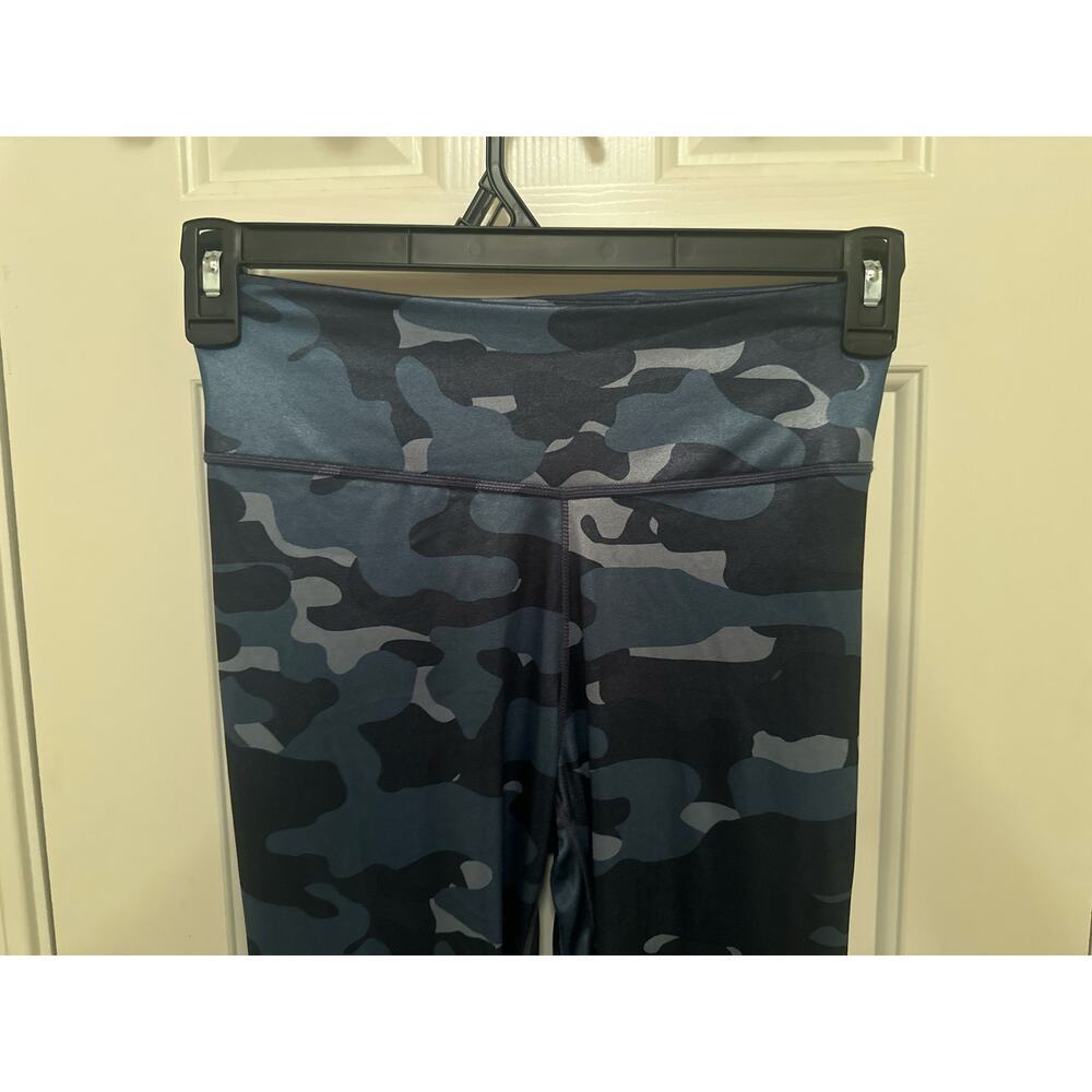 Blue Sparkly Camo Mid Rise Nike Leggings Sm - Picture 4 of 6